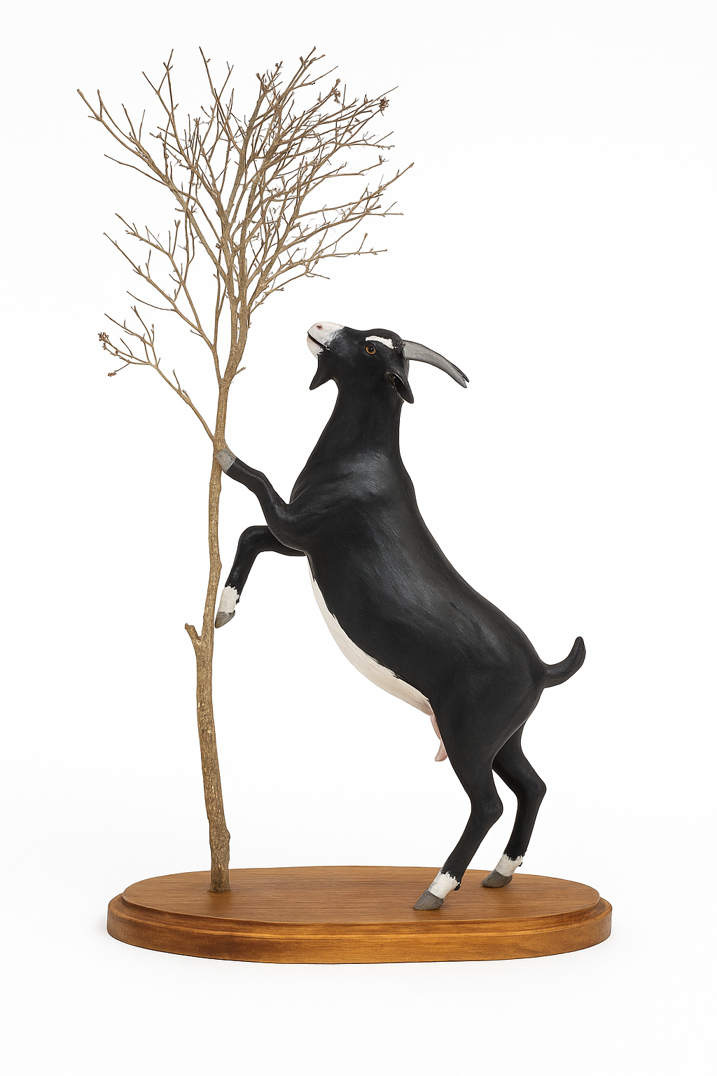 Miniatura Cabra Sertaneja no Pé de Jurema – Escultura Artesanal em Resina