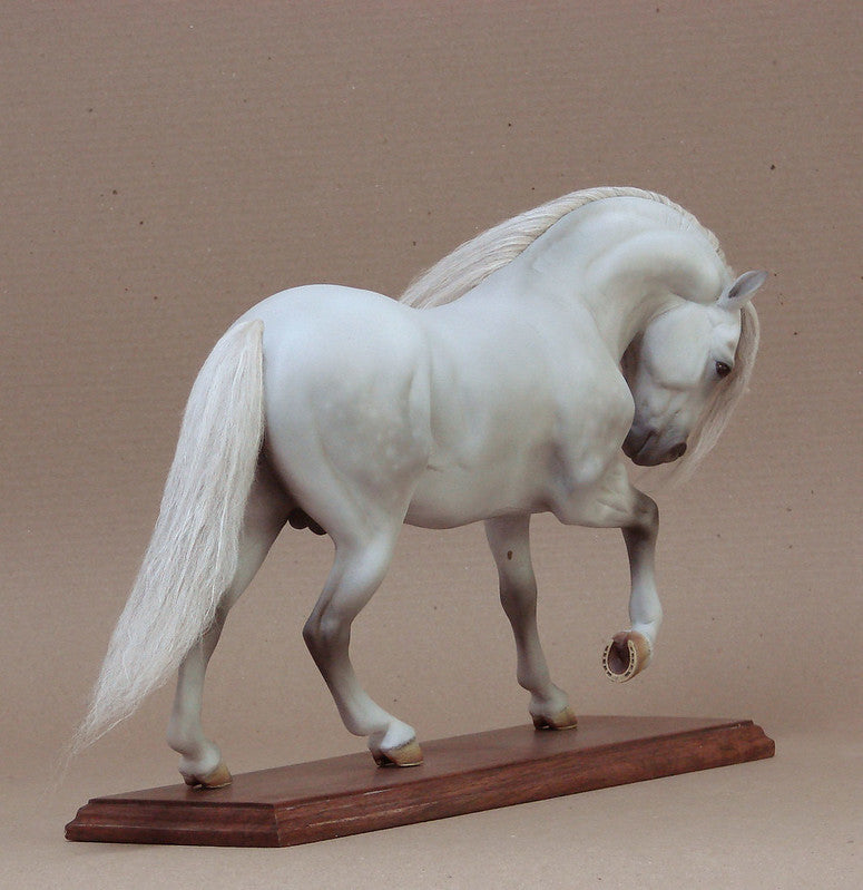 Escultura Cavalo Branco