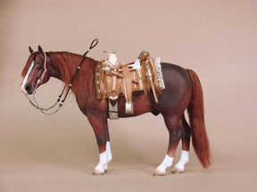 Escultura Cavalo Marrom Escuro