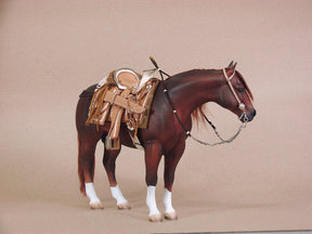 Escultura Cavalo Marrom Escuro