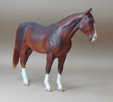 Escultura Cavalo Marrom Escuro