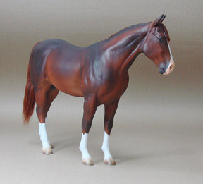 Escultura Cavalo Marrom Escuro